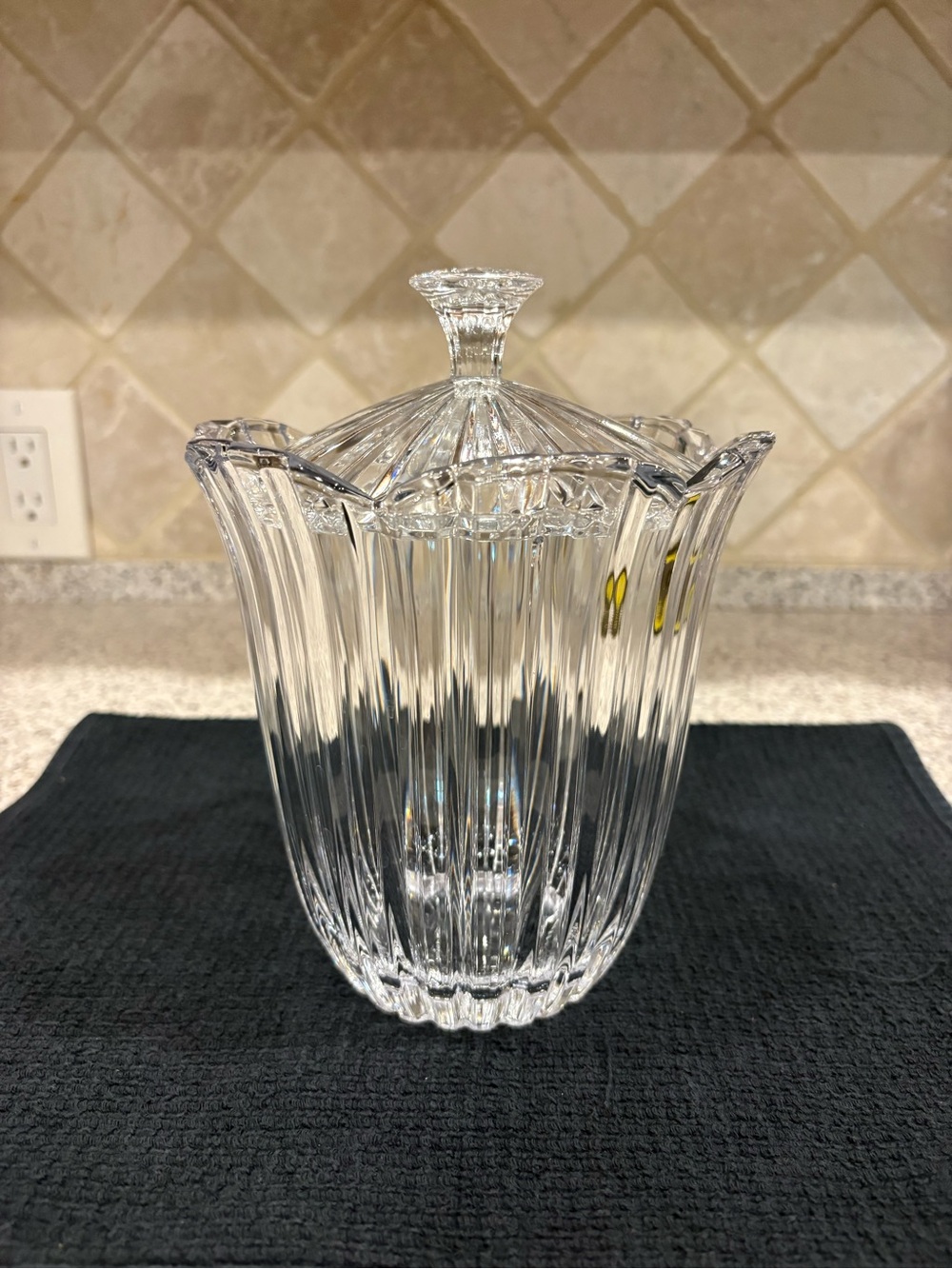 Vintage lead crystal biscuit barrel or covered cookie jar